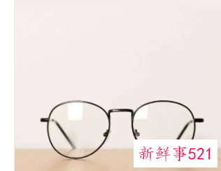 女生戴什么眼镜好看