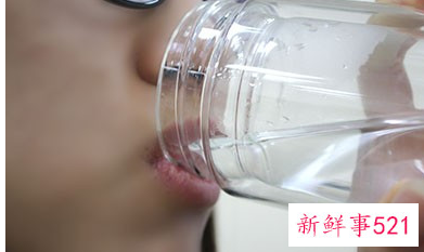 眼袋是怎样消除