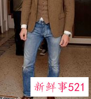 棕色皮鞋搭配什么裤子