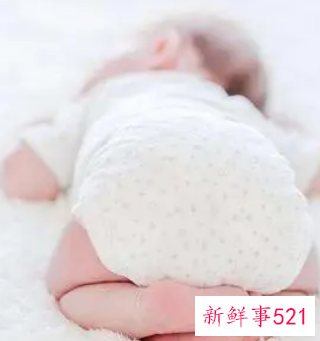 2个月宝宝要做什么样的早教