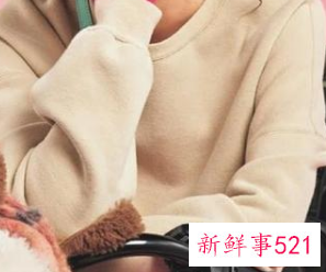 45岁多穿什么颜色