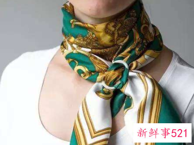 丝巾服饰搭配技巧