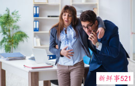 见红了肚子微痛无规律怎么回事