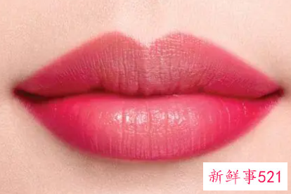 咬唇妆用什么颜色的口红好