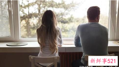 出轨男人两边都舍不得放弃