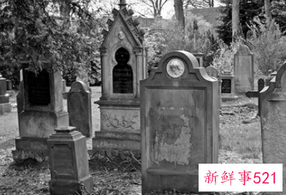 女人梦见坟墓有什么征兆