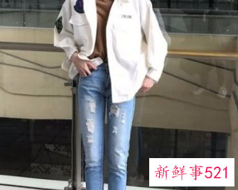 白色上衣怎么穿搭