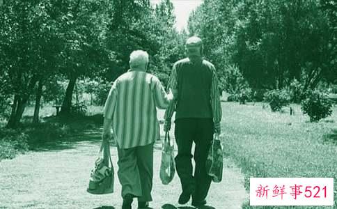 梦见自己的奶奶去世了是什么意思