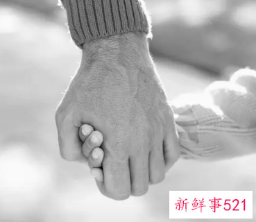 梦见已故父亲生病是什么意思