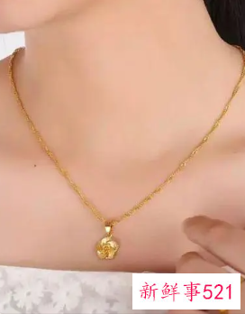 一款两戴的项链怎么好看