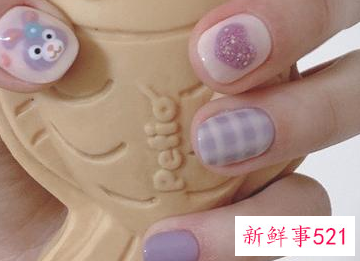 皮肤偏黄涂什么颜色的指甲油