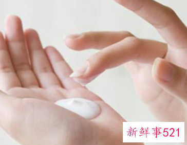 手部嫩白护理应该怎么做