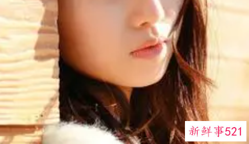 女人劈腿有什么表现