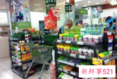 超市收银台为什么要放套套