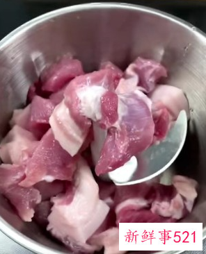 红烧狮子头最简单做法