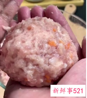 红烧狮子头最简单做法