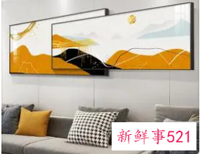 客厅墙上装饰画怎么挂好看