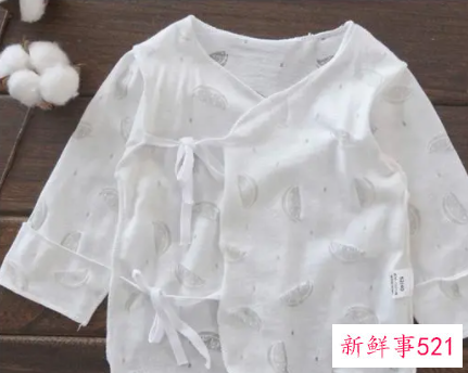 夏天出生适合穿什么颜色衣服