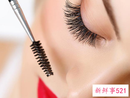 假睫毛怎么贴好看