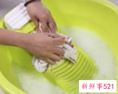 女人梦见洗自己的内裤用手洗