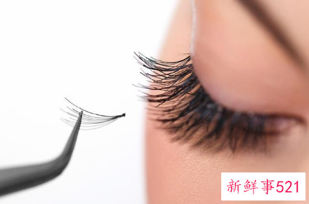 假睫毛怎么贴好看