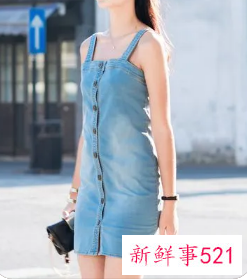 穿细吊带里面穿什么内衣