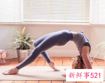 练瑜伽穿长裤还是短裤好