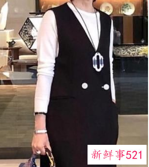 50岁女人穿着怎样搭配