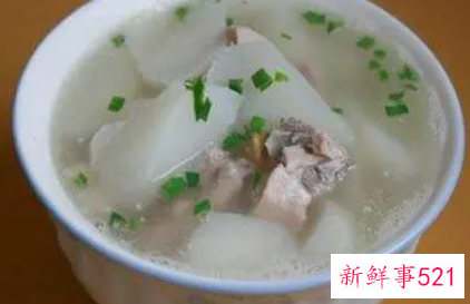 白萝卜三鲜汤的做法