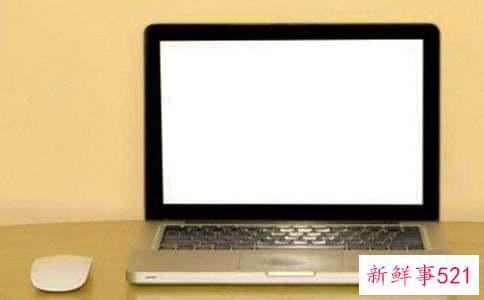 电脑辐射脸上长痘痘怎么办