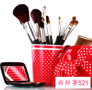 提亮肤色的粉底液