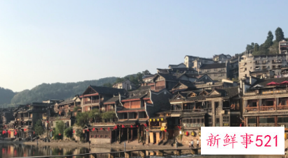 凤凰是哪个省的城市