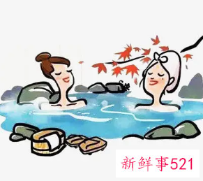 女人梦见和很多人一起泡澡