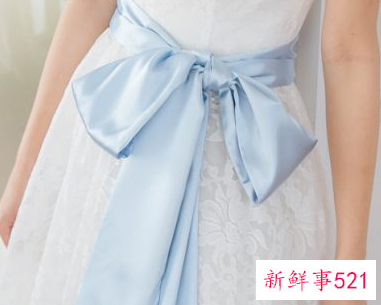 裙子腰带怎么系好看要蝴蝶结
