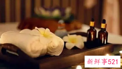 精油开背的手法