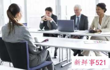 面试三分钟自我介绍演讲稿