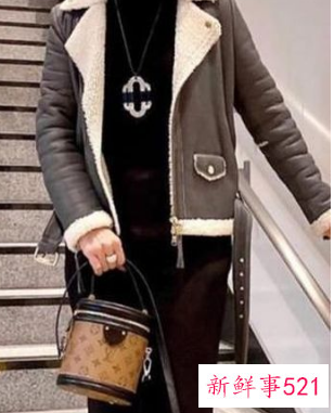 50岁女人穿着怎样搭配