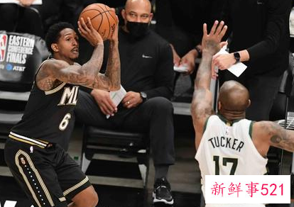 老鹰半场狂胜雄鹿，进入天王山之战