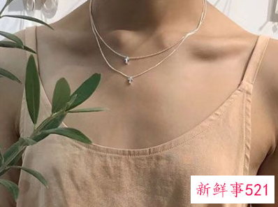 肩宽的女生穿衣搭配技巧