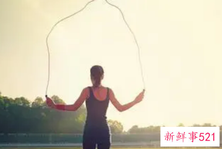 跳绳和跑步哪个减肥更有效果