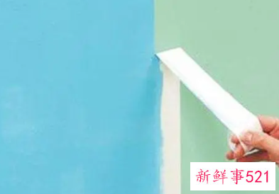 墙上贴胶带把乳胶漆撕掉