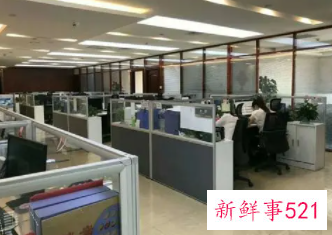 如何给陌生客户打电话