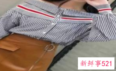 红棕色开叉长裙配什么衣服
