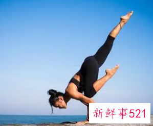 练瑜伽穿长裤还是短裤好