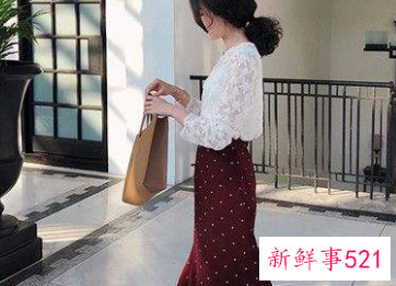 什么颜色的衣服穿着显白显年轻