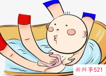 如何帮宝宝洗澡