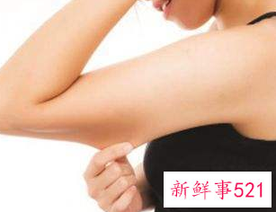 蝴蝶袖手臂形成原因