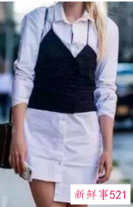 衬衫裙怎么搭配背心