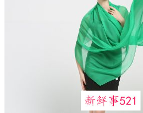 今年丝巾流行什么颜色