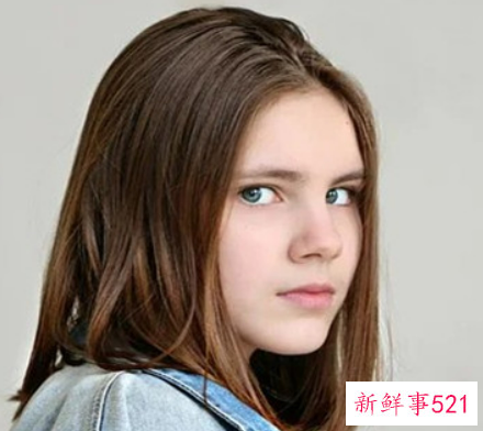 胖胖的女生适合什么发型